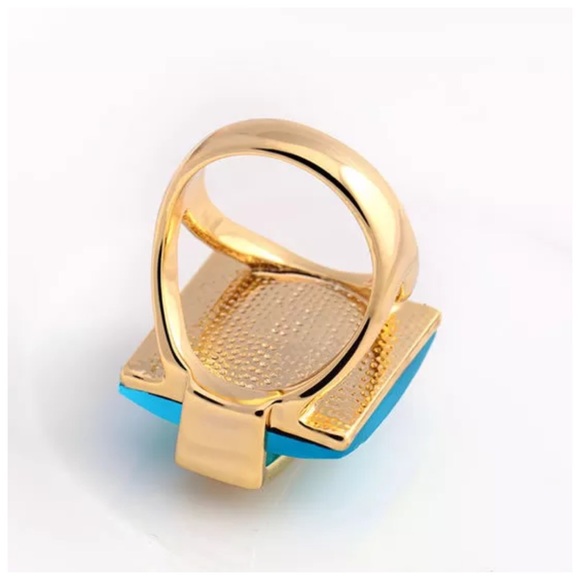Swarovski Crystal Teal Statement Ring - Picture 7 of 7